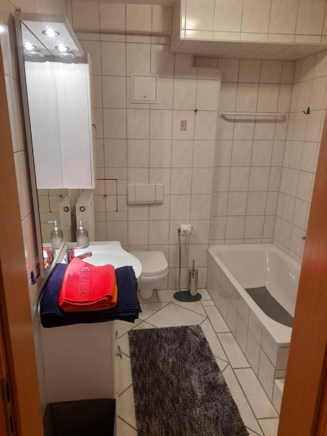 Souterrain Wohnung In בנסהיים מראה חיצוני תמונה